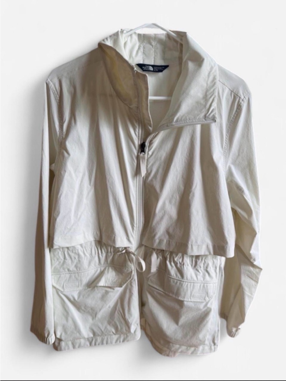 The North Face Women's White Sightseer Water Resistant Jacket